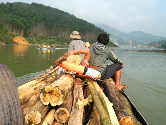 Cần bảo đảm an toàn trên hồ thủy điện Đăkđrinh